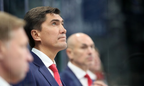 Клуб КХЛ казахстанского тренера вырвал победу в матче с семью шайбами