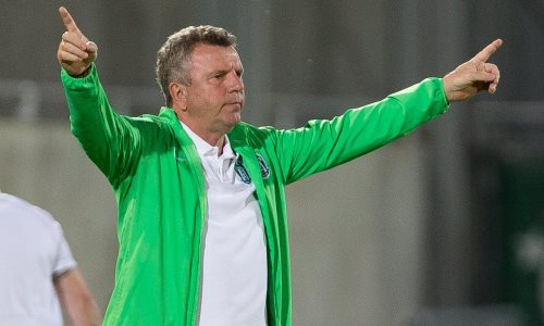 Клуб казахстанского тренера дожал соперника и приблизился к «золоту» европейского чемпионата