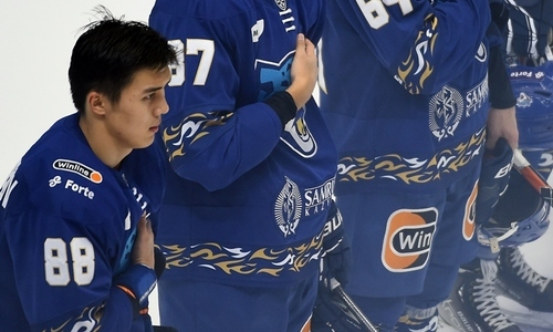 «Иностранцы тоже не поняли». Автор гола «Барыса» в игре с «Авангардом» рассказал о неожиданном решении