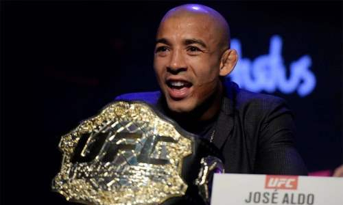 Легендарный экс-чемпион UFC завершил карьеру