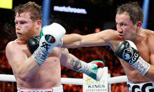 40-летний Головкин сделал «невероятное» в третьем бою с «Канело»