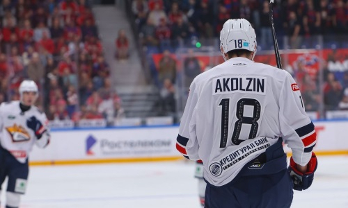 «Не тянуть одеяло на себя». Форвард топ-клуба КХЛ оценил игру в тройке с хоккеистом сборной Казахстана