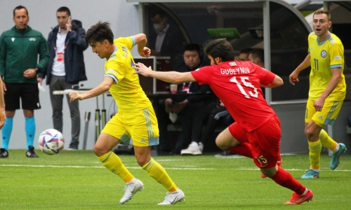 «Потрясающий результат». Арно Пайперс восхитился сборной Казахстана и дал прогноз на матч с Азербайджаном