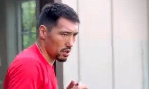 Жанибек Алимханулы показал видео подготовки к первой защите титула чемпиона мира