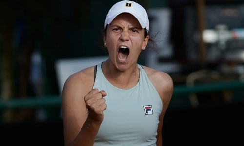 Казахстанская теннисистка «отдала» всего один гейм соперницам в парном турнире в Парме