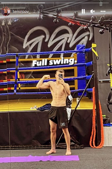 Казахстанский «Мясник» блеснул шикарной физической формой. Фото