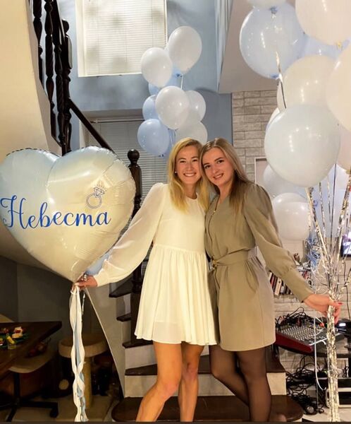 Первая олимпийская чемпионка-казашка показала фото с девичника перед свадьбой