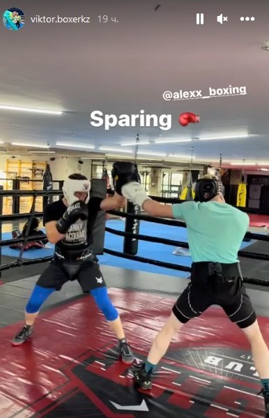 «Казахский король» провел спарринг с непобежденным нокаутером