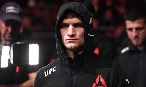 UFC объявил главный поединок турнира с участием файтера казахстанской команды