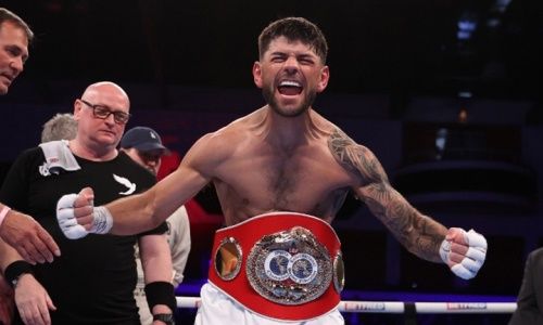 Чемпиона лишили пояса перед титульным боем с Шавкатом Рахимовым