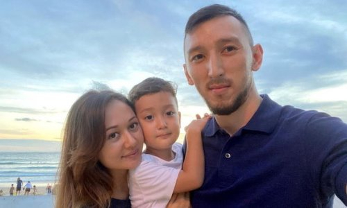 «Будет приезжать в Казахстан на каникулы». Топовый менеджер из UFC решил обучить сына казахскому языку