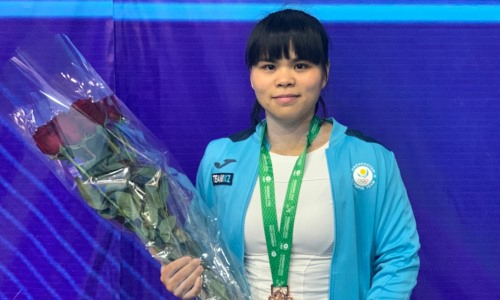 Зульфия Чиншанло отреагировала на свое «золото» чемпионата Азии по тяжелой атлетике