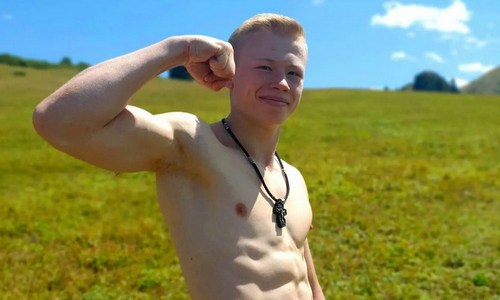 21-летний казахстанский нокаутер впечатлил физической формой