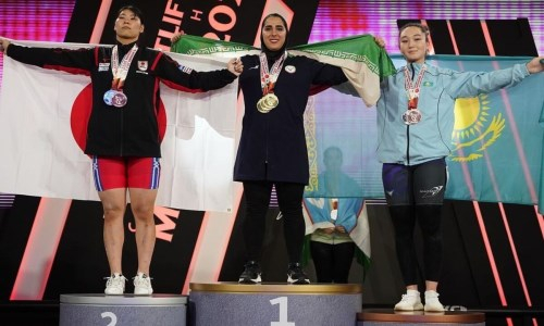 Казахстанка завоевала медаль на чемпионате Азии по тяжелой атлетике