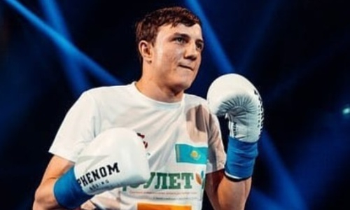 Непобежденный боксер из Казахстана провел уникальный бой