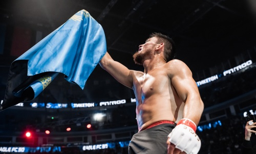 Казахстанский претендент на титул оценил похвалу от Хабиба и Абдулманапа Нурмагомедовых