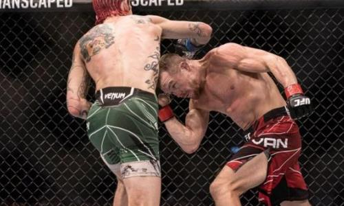 «Это зарешало». Известный казахстанский боец объяснил сенсацию Петра Яна и нашел ему нового соперника