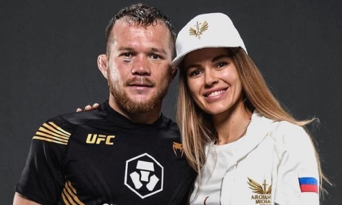 Жена Петра Яна сделала эмоциональное заявление после скандала на UFC 280