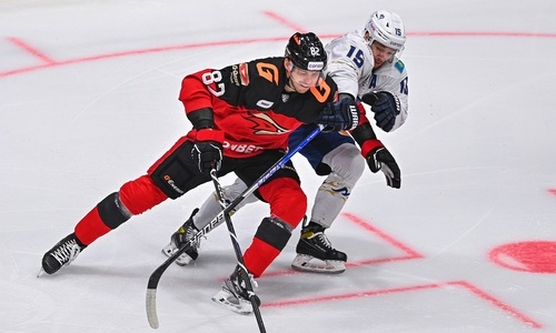 «Бесхарактерная, жалкая игра». Фанаты «Барыса» отреагировали на разнос в КХЛ