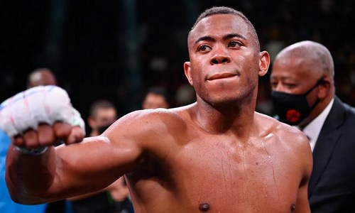 Вечер бокса с чемпионским боем непобежденного казахстанца понес потерю