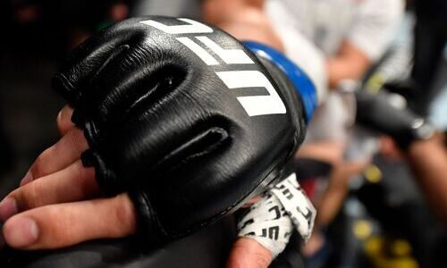 Топовый российский боец неожиданно покинул UFC