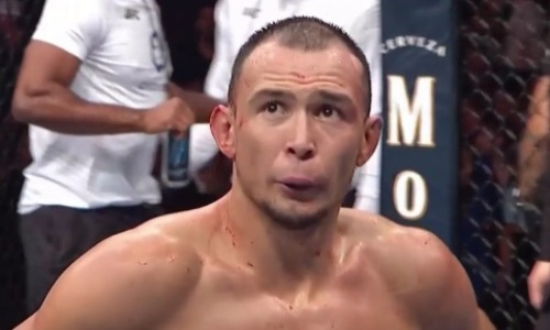 Топовый соперник казахского бойца UFC показал фото актуальной формы