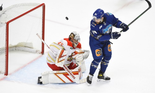 Фоторепортаж с матча КХЛ «Барыс» — «Куньлунь Ред Стар» 0:5