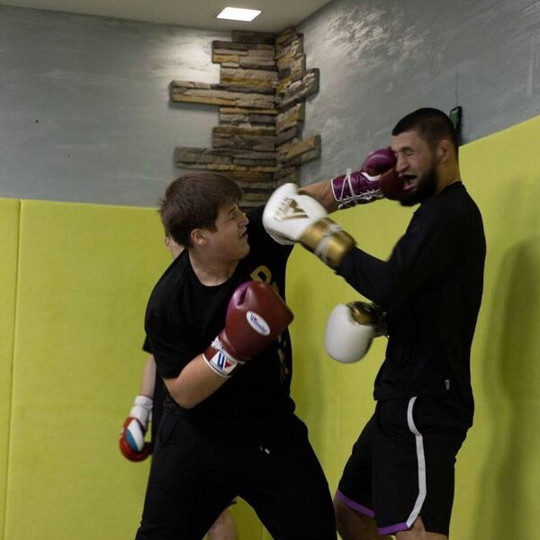 Хамзат Чимаев провел спарринги с сыновьями Рамзана Кадырова. Фото