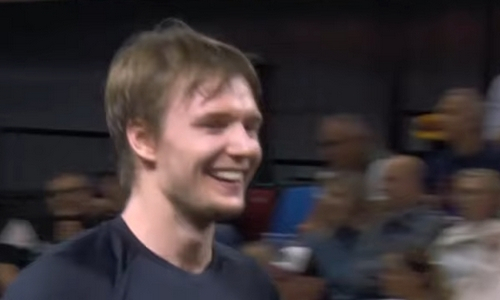 Видеообзор матча Бублик — Вулф на турнире во Флоренции 6:3, 5:7, 1:6