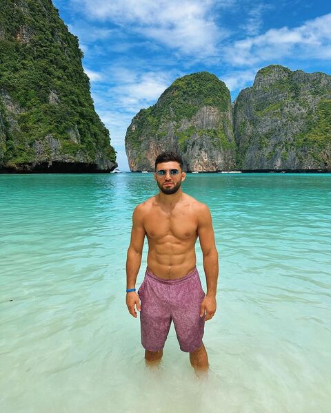 Топовый соперник казахского бойца UFC показал фото актуальной формы