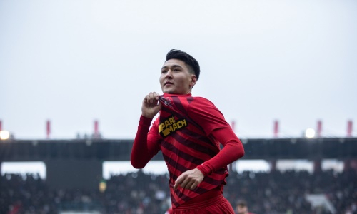 «Рад остаться ещё на три года». Футболист «Актобе» высказался о будущем после окончания сезона