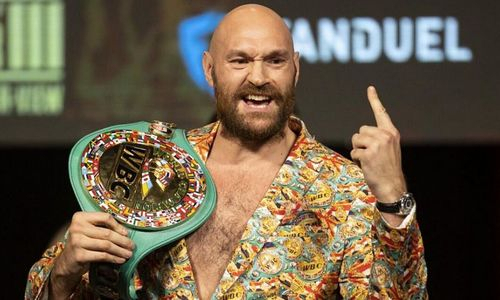 Казахстанскому боксеру объявили сроки боя с Тайсоном Фьюри