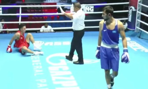 Видео нокаута капитана сборной Казахстана на старте ЧА-2022 по боксу