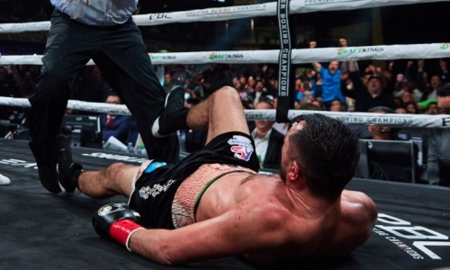 «Ты в моих молитвах, брат». Весь боксерский мир и «Канело» встревожены страшной ситуацией с казахстанцем