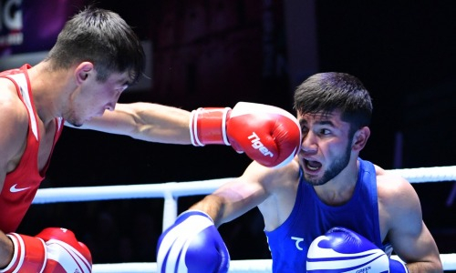 Казахстан громит Узбекистан на чемпионате Азии по боксу