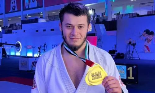 «Премию даже премией называть сложно». Казахстанец рассказал, как завоевывал стране единственное «золото» на чемпионате мира по джиу-джитсу