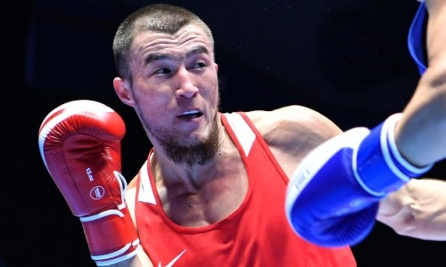 Чемпион Казахстана проиграл боксеру из Узбекистана бой за «золото» чемпионата Азии-2022