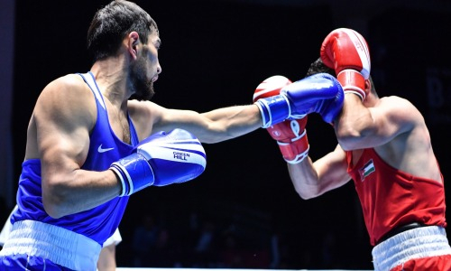 «Становится очень печально и грустно». Тренер по боксу Шавката Рахмонова оценил выступление казахстанцев на ЧА-2022