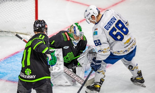 «Это нестандартная ситуация». Голкипер «Салавата Юлаева» высказался о шедевральной шайбе Петухова