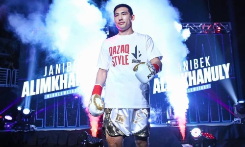 Алимханулы поступило неожиданное предложение после защиты титула чемпиона мира