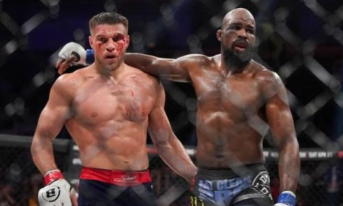 «Хочется, чтобы он забрал миллион долларов». Известный казахстанский боец поддержал россиянина