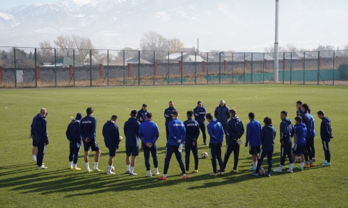 Сборная Казахстана полным разгромом стартовала в отборе на юношеский Евро-2023