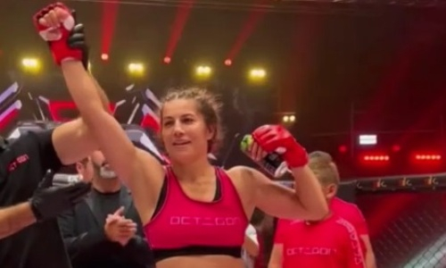 Фируза Шарипова досрочно выиграла второй бой в ММА