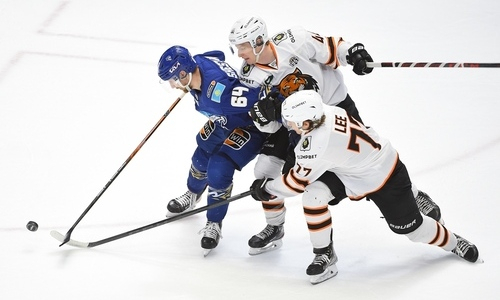 Назван «виновник» домашнего поражения «Барыса» в матче КХЛ