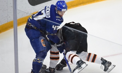 «Каждому надо подумать о своей игре». Хоккеист «Барыса» прокомментировал поражение «Амуру» в КХЛ