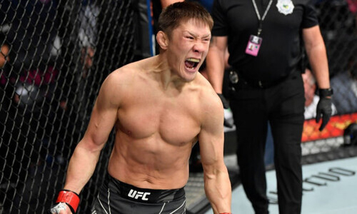 Жалгасу Жумагулову засчитали три победы после скандала в UFC