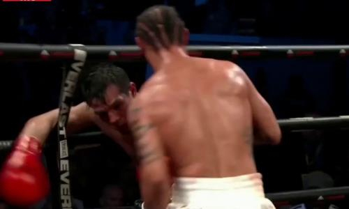 Брутальный и кровавый нокаут определил нового чемпиона мира по версии WBC. Видео