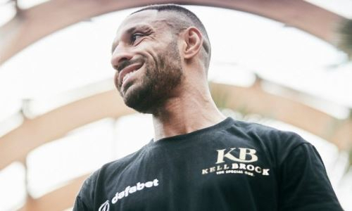 Нокаутированный Головкиным экс-чемпион мира назвал победителя боя Крис Юбэнк — Лиам Смит