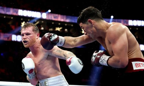 Тренер «Канело» сообщил неожиданную деталь реванша с Биволом