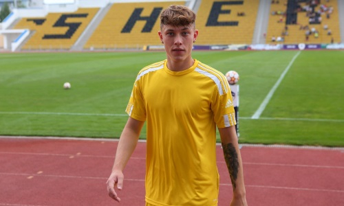 Казахстанский игрок участника плей-офф Лиги Конференций эмоционально отреагировал на матч ЧМ-2022. Фото